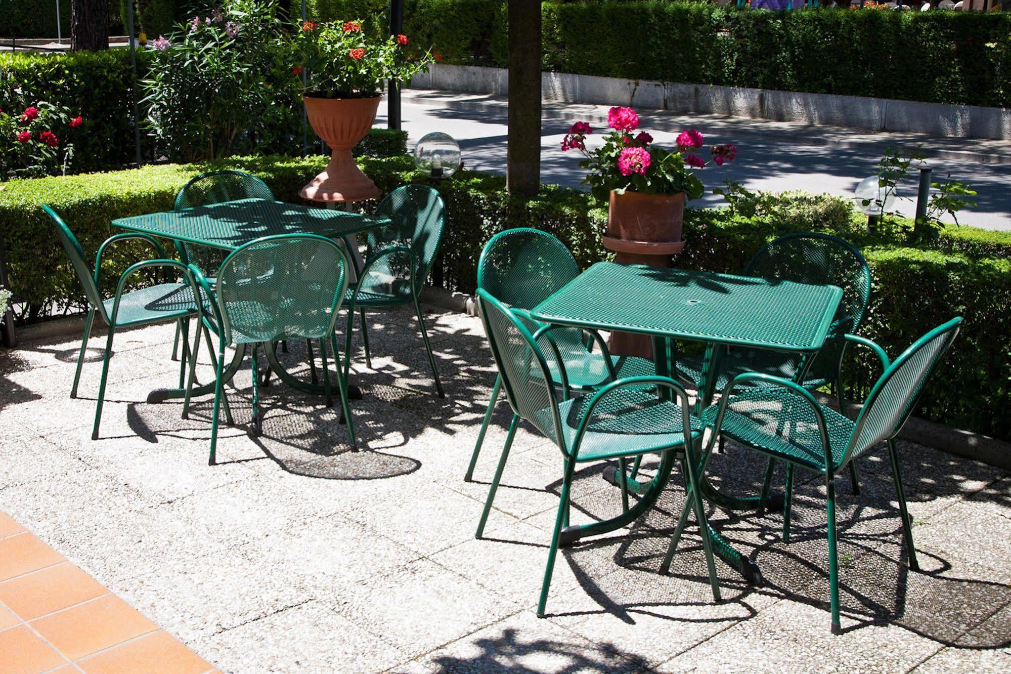 Hotel Vignola Assisi Exterior foto